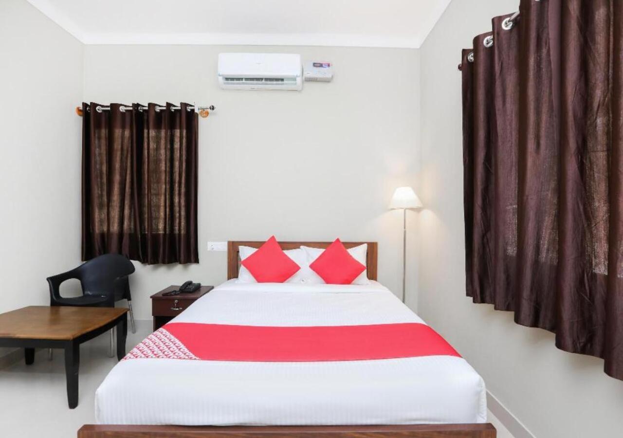 Hotel The Green Orchid Мисор Екстериор снимка