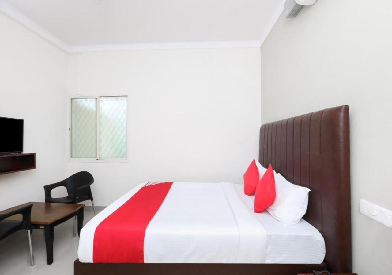 Hotel The Green Orchid Мисор Екстериор снимка